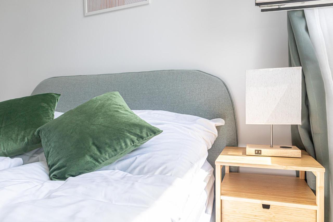 Charming 1br And 1lr Modern Design Donaustadt Apartmán