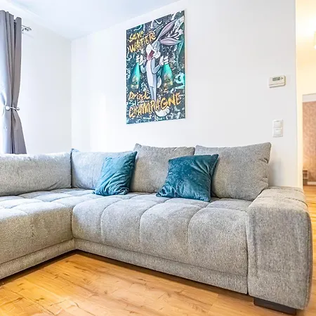 Charming 1Br And 1Lr Apt Modern Design Donaustadt Vienna Exterior photo