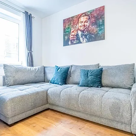 Charming 1Br And 1Lr Apt Modern Design Donaustadt Vienna Exterior photo