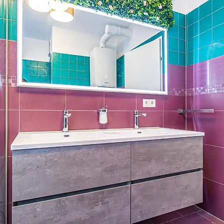 Charming 1Br And 1Lr Apt Modern Design Donaustadt Vienna Exterior photo