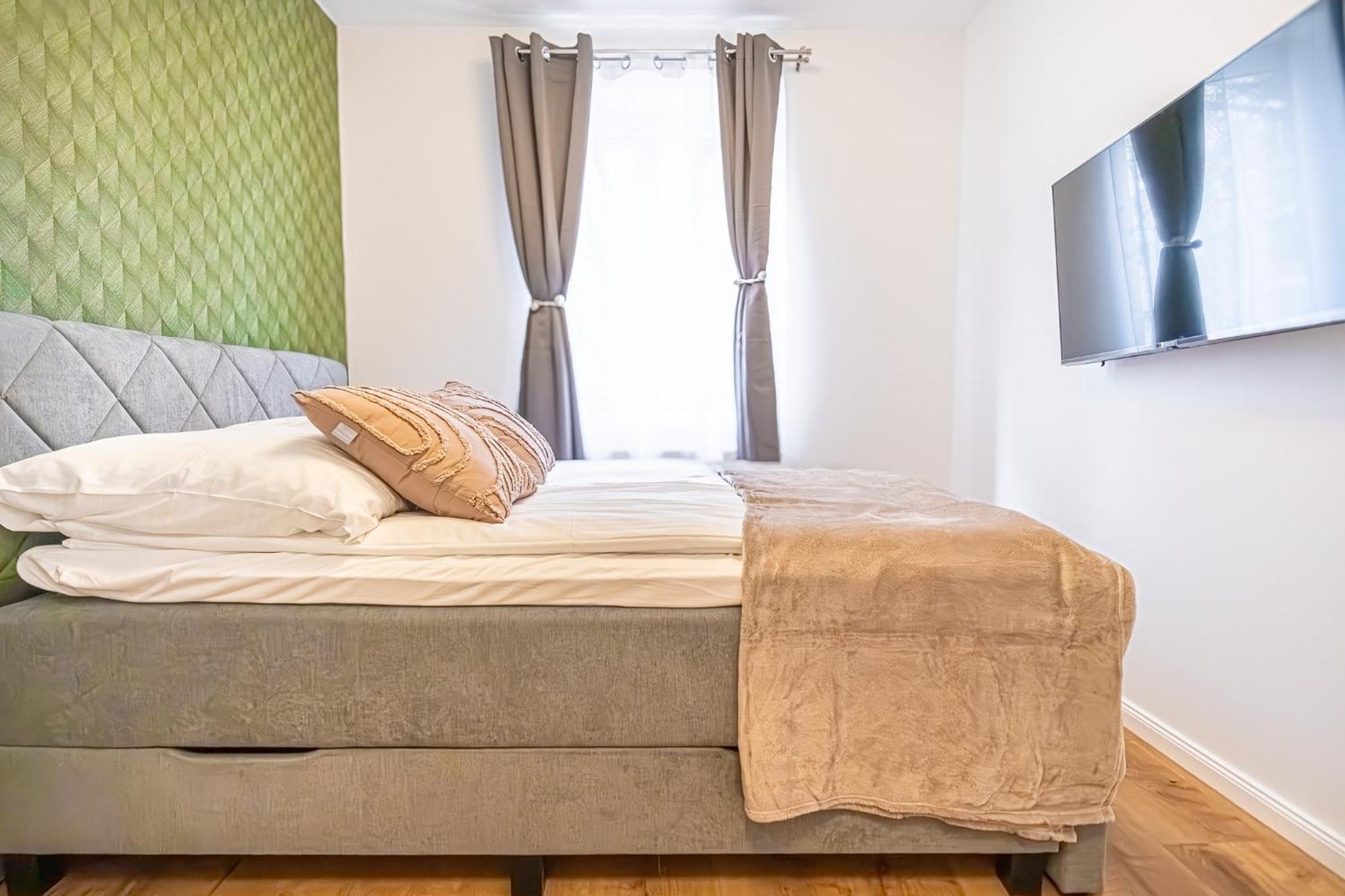 Charming 1br And 1lr Modern Design Donaustadt Vienna