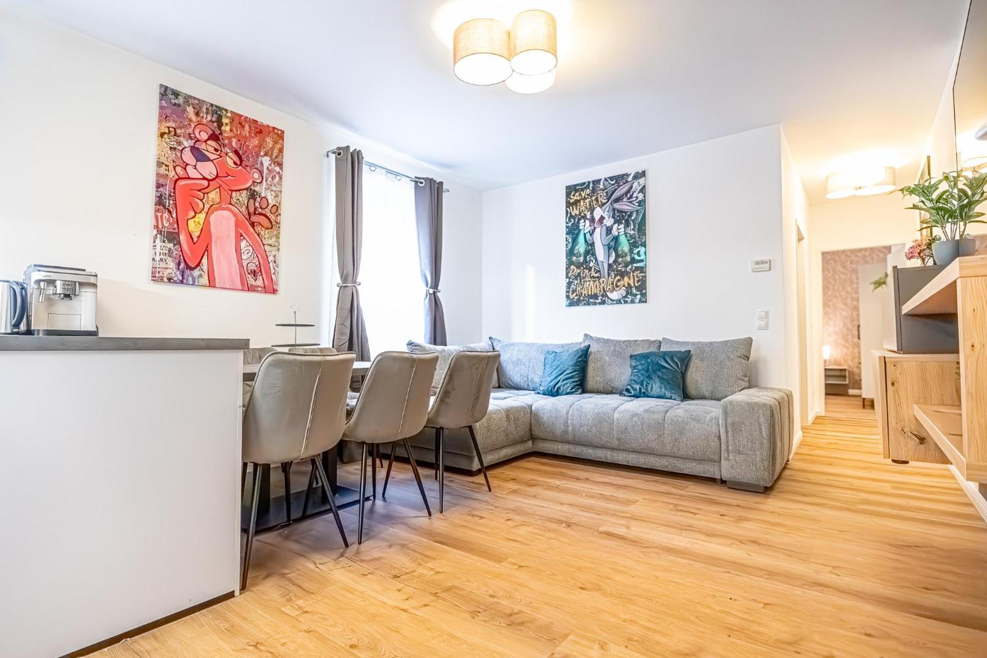 Charming 1br And 1lr Modern Design Donaustadt Apartment Vienna