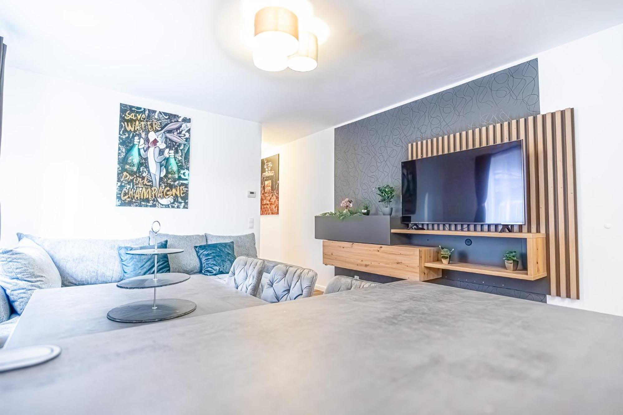 Charming 1br And 1lr Modern Design Donaustadt Vienna