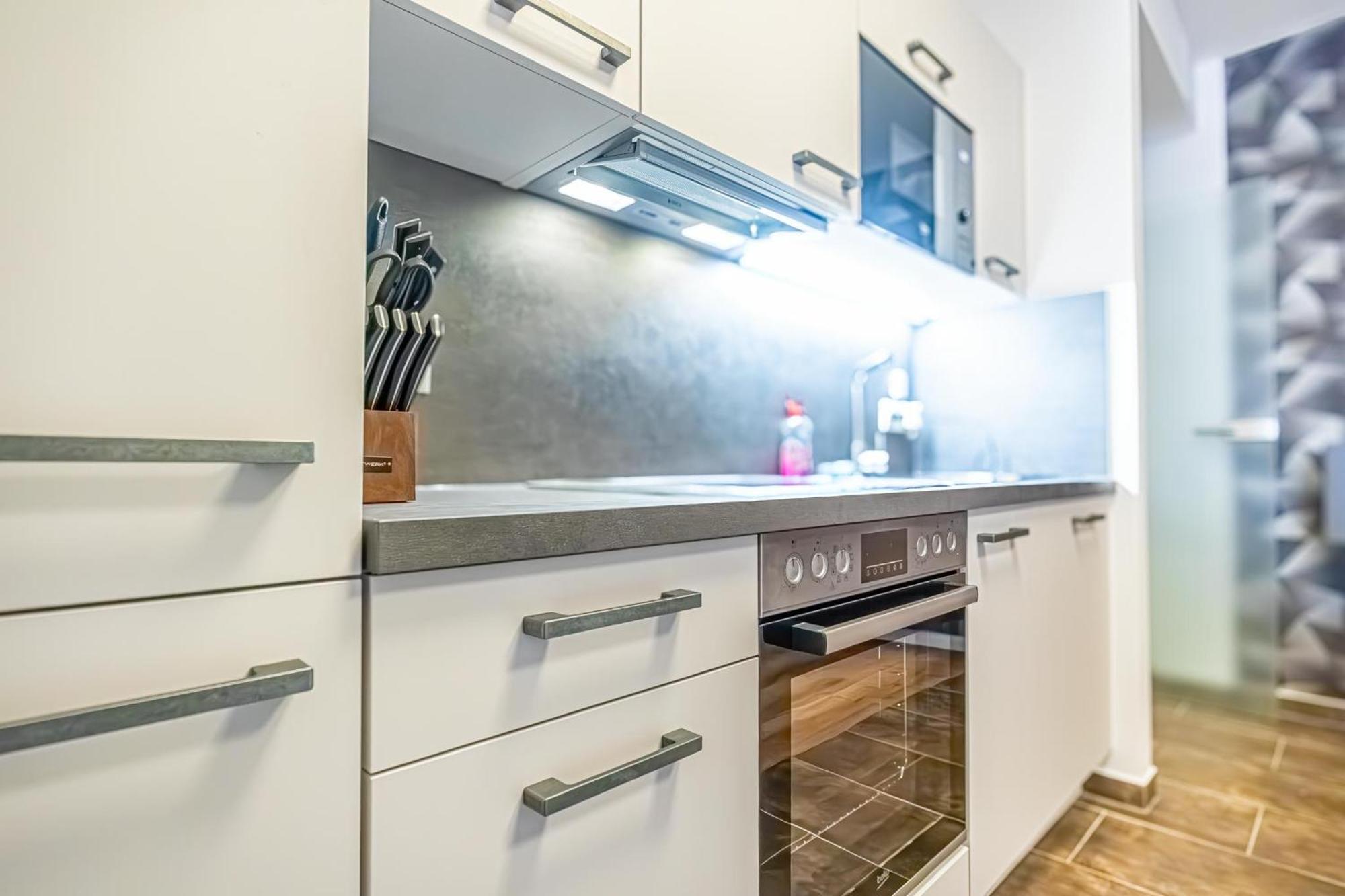 Apartment Charming 1br And 1lr Modern Design Donaustadt Vienna