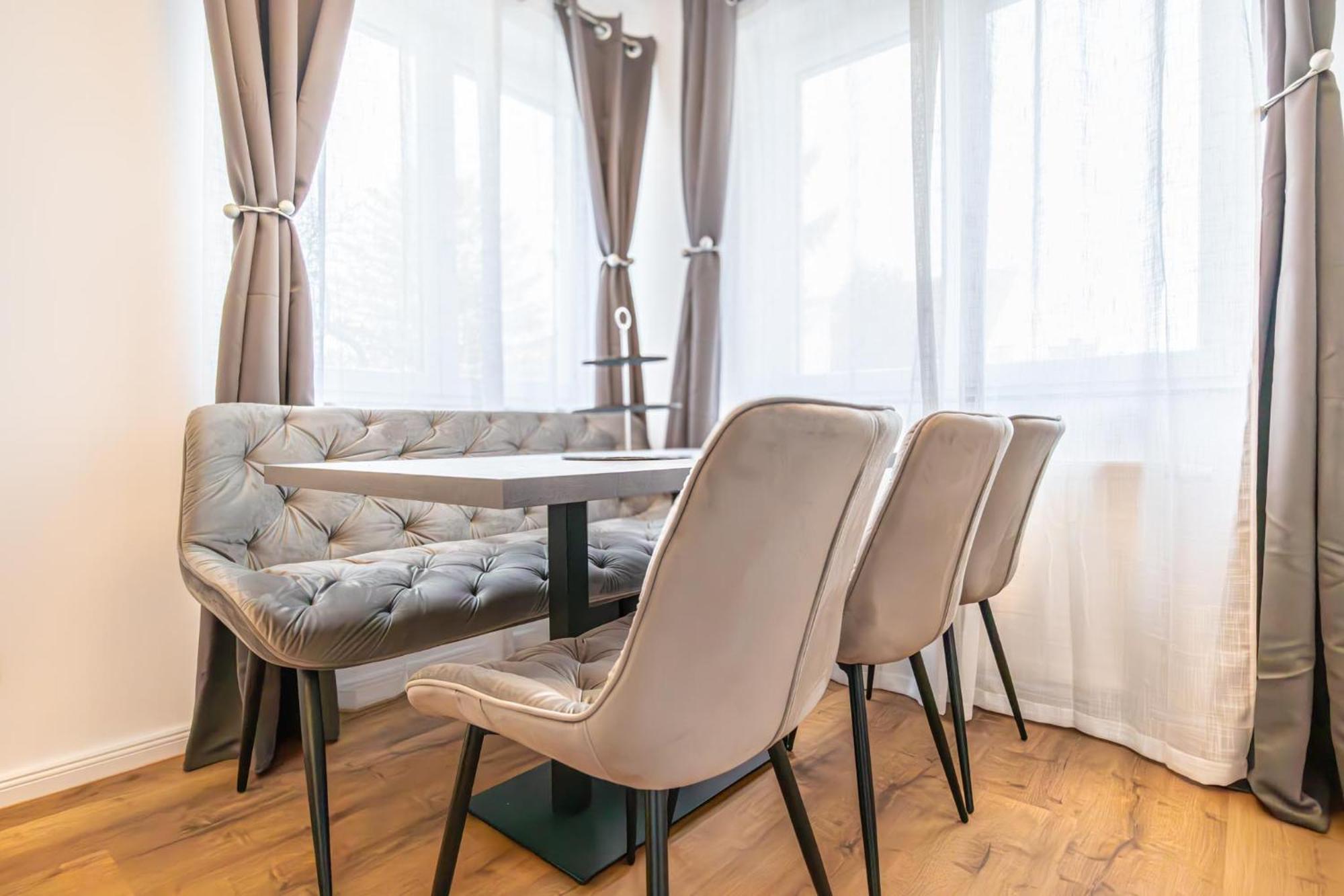 Charming 1br And 1lr Modern Design Donaustadt Apartmán